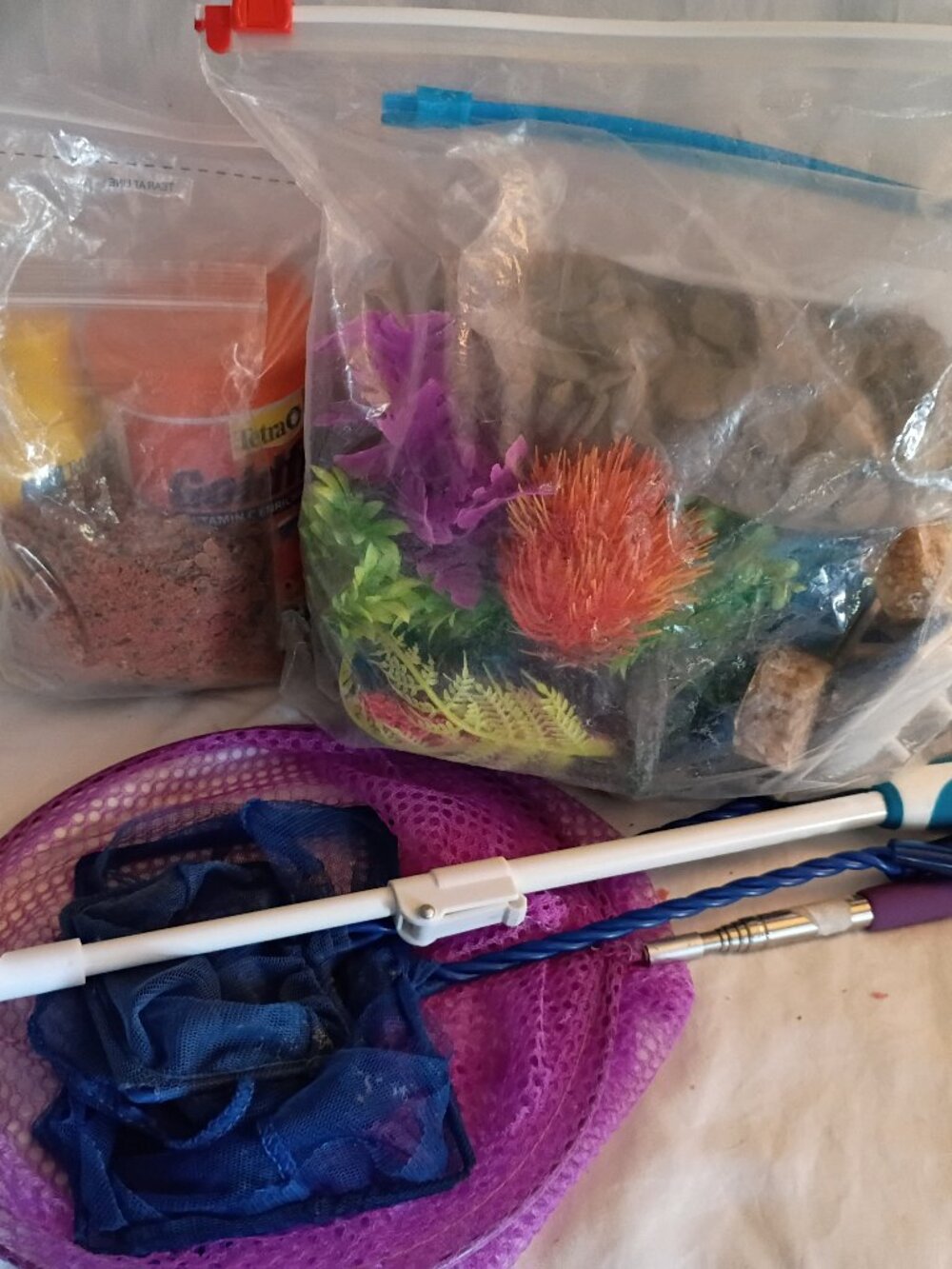 Bundle Aquatic Fish Tank Maintenance, Food & Decoration Items